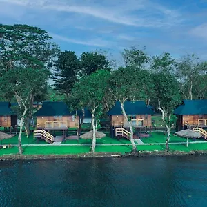 Water Scapes Resort Kumarakom