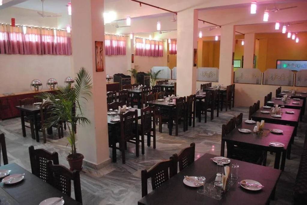 Spot On 22768 Hotel Ambika Palace Agra  Agra (Uttar Pradesh)