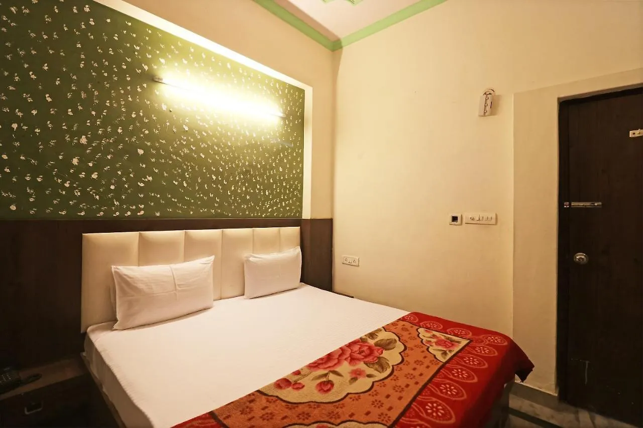 Spot On 22768 Hotel Ambika Palace Agra