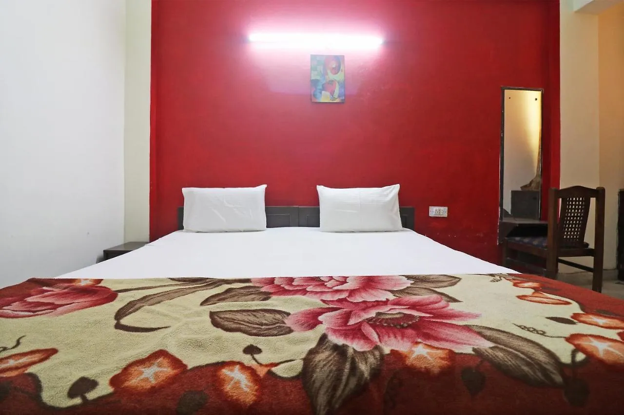 Spot On 22768 Hotel Ambika Palace Agra  3*, Agra (Uttar Pradesh) India