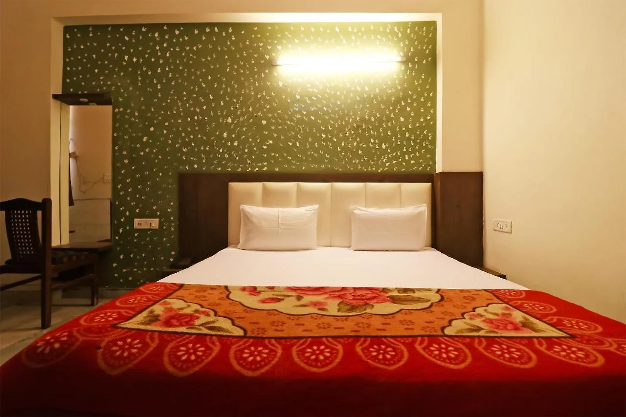 Spot On 22768 Hotel Ambika Palace Agra