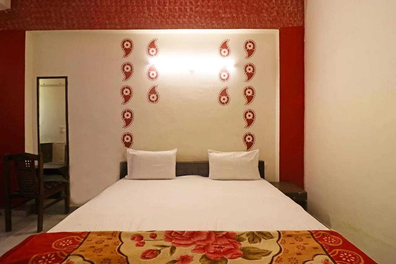 Spot On 22768 Hotel Ambika Palace Agra  3*, Agra (Uttar Pradesh) India